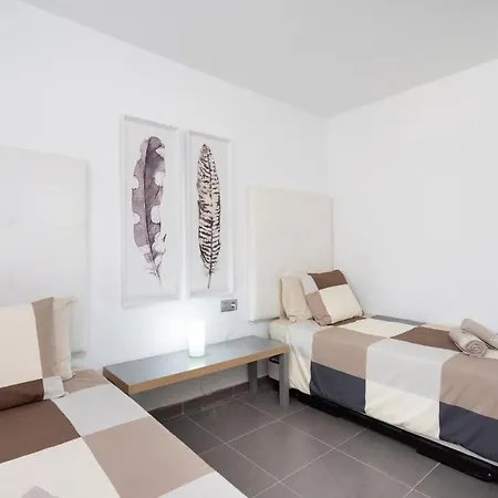 Apartment Frontline Penthouse With Heated Pool And Parking