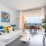 Frontline Penthouse With Heated Pool And Parking Apartamento