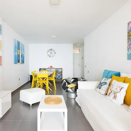 Frontline Penthouse With Heated Pool And Parking アパート *