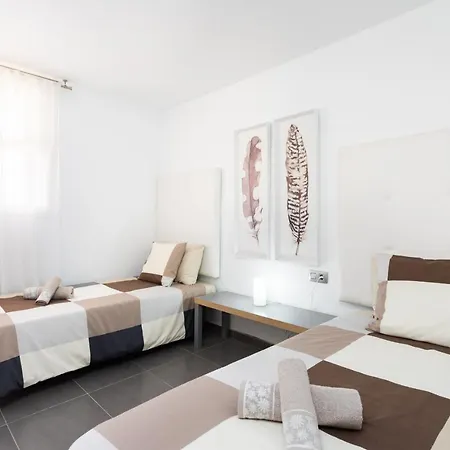 Frontline Penthouse With Heated Pool And Parking * ロスクリスティアーノス